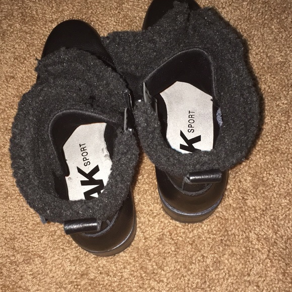 Anne Klein snow boots black leather - Picture 6 of 6